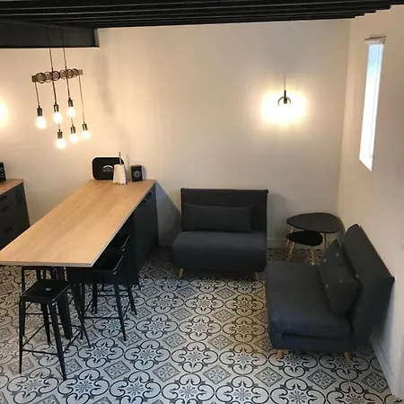 Au 220 Country house *